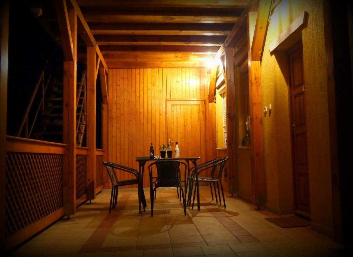 Örvény Vendégház Tiszafüred Exterior foto
