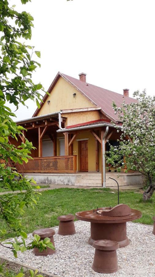 Örvény Vendégház Tiszafüred Exterior foto